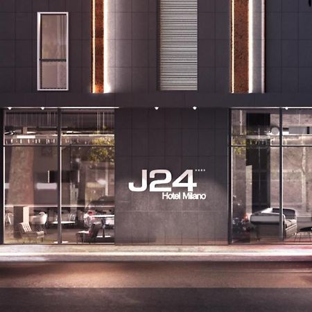 J24 Hotel Milano Exteriér fotografie