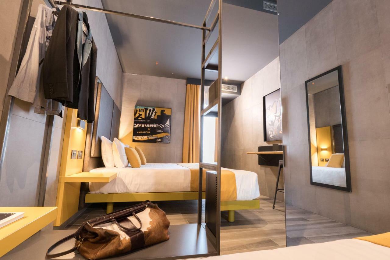 J24 Hotel Milano Exteriér fotografie