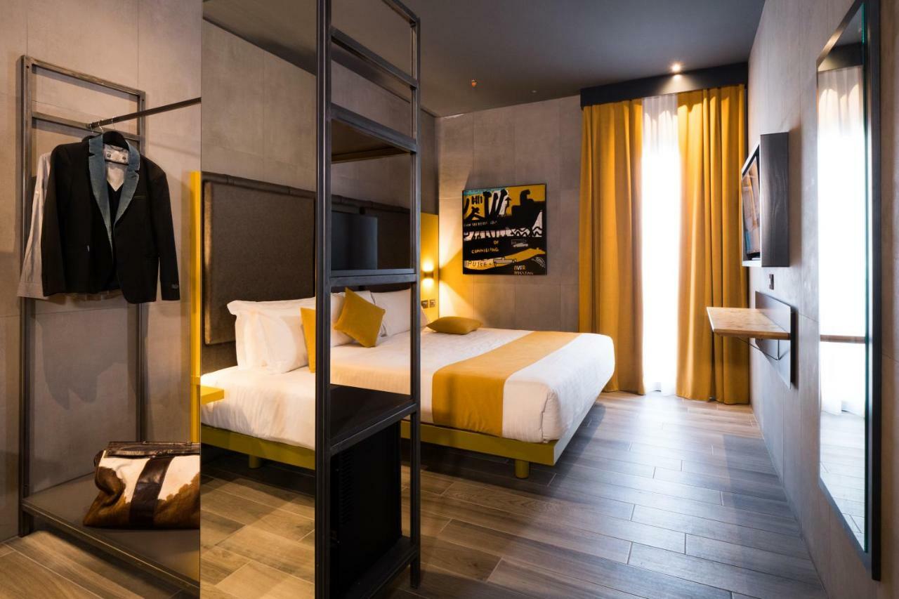 J24 Hotel Milano Exteriér fotografie